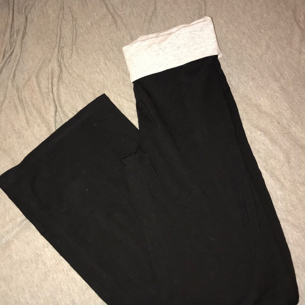 Black leggings